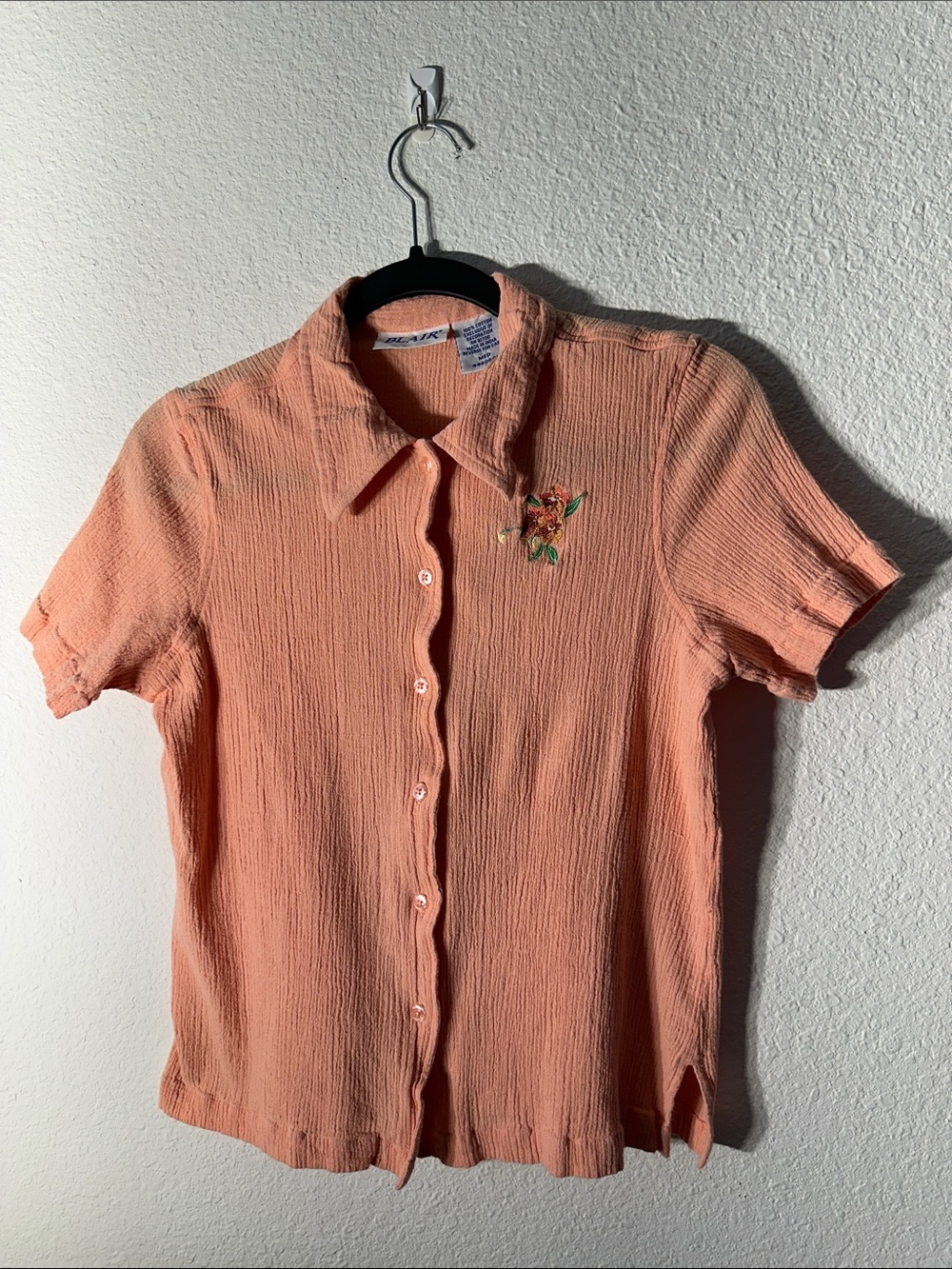 Vintage Blair Peach Coral 100% Cotton Crinkle Button Down Embroidered Top Medium